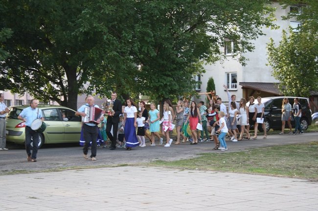 Tańczyli jak im zagrała - zdjęcia