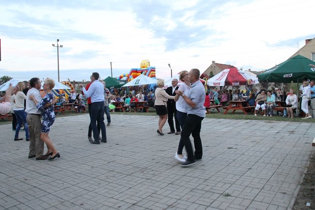 Tańczyli jak im zagrała - zdjęcia