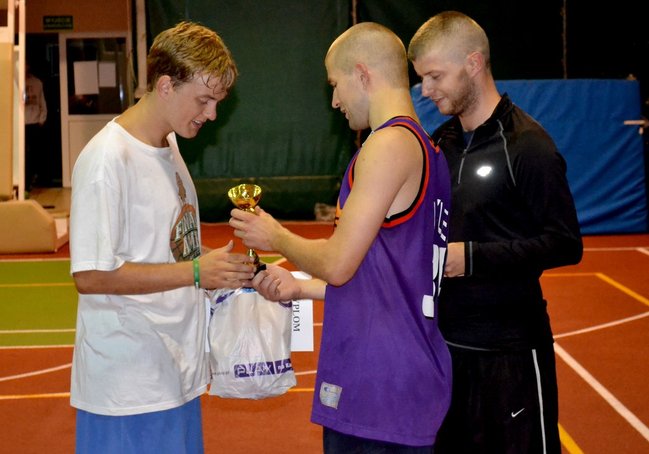 Pogorzela stolicą kosza - zdjęcia