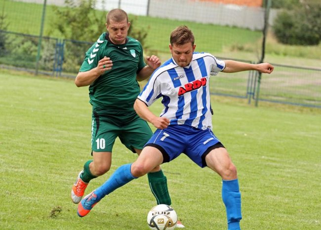 Wygrana okupiona kartkami - zdjęcia