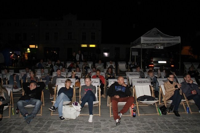 Kino na leżakach - zdjęcia