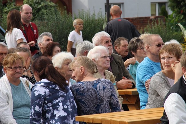 Dzielili się chlebem i radością - zdjęcia