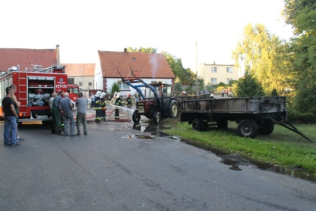 Tyle siana poszło z dymem - zdjęcia