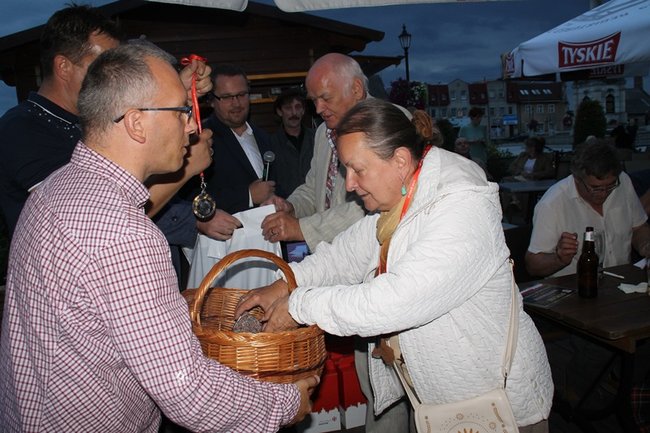 Zwyciężyli jedenastoma szajbkami - zdjęcia