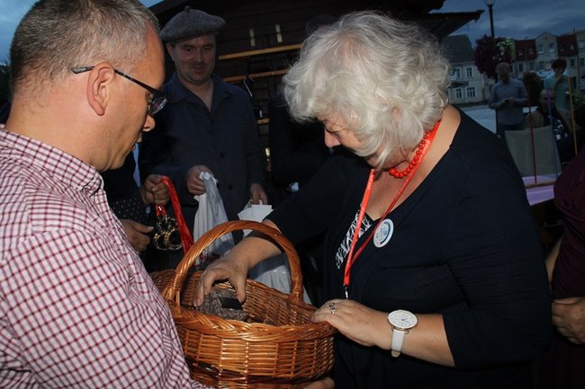 Zwyciężyli jedenastoma szajbkami - zdjęcia