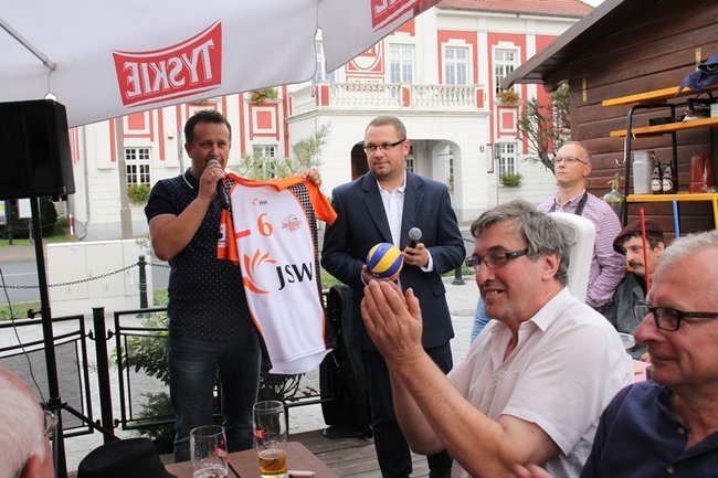 Zwyciężyli jedenastoma szajbkami - zdjęcia