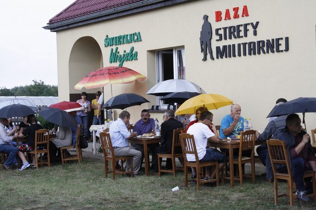 Festyn pod parasolami - zdjęcia