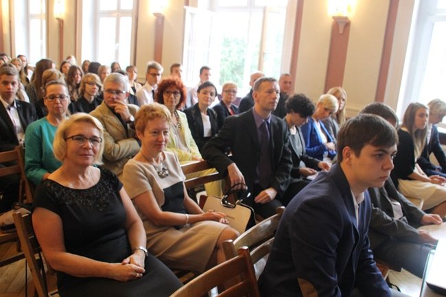 Nikt nie lubi lizusów - zdjęcia