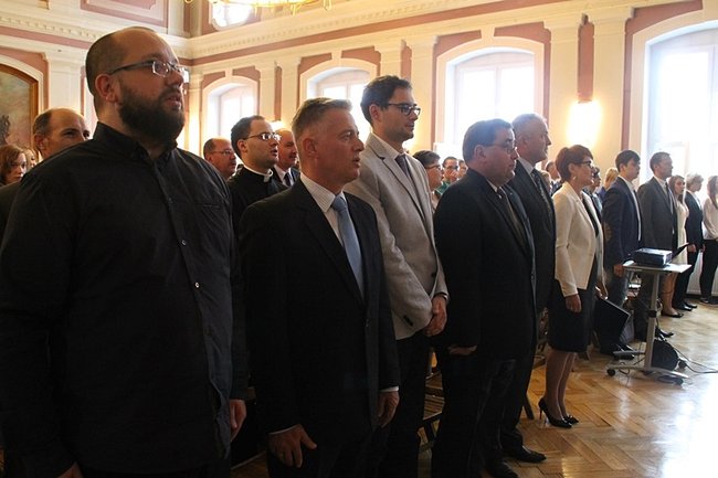 Nikt nie lubi lizusów - zdjęcia