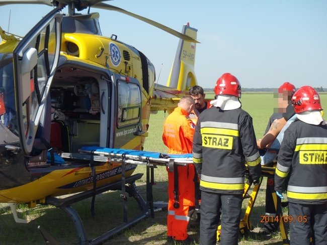 Do szpitala z gwoździem w sercu - zdjęcia