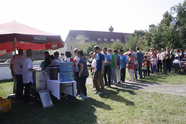 Impreza w klasztornych ogrodach - zdjęcia