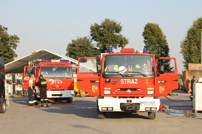 Symulowany pożar w Debonie - zdjęcia