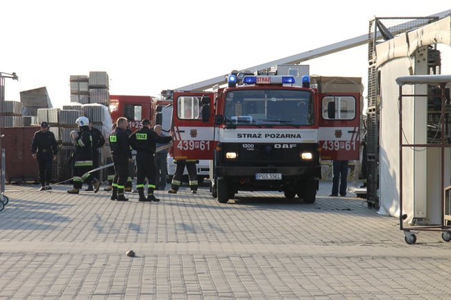 Symulowany pożar w Debonie - zdjęcia