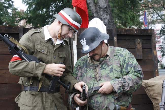 Zabarykadowane kino - zdjęcia