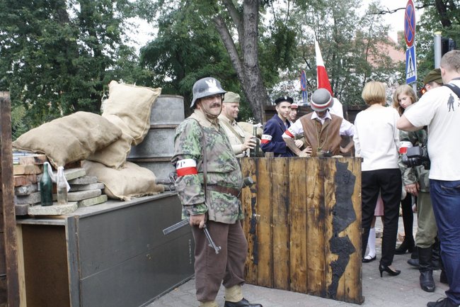 Zabarykadowane kino - zdjęcia