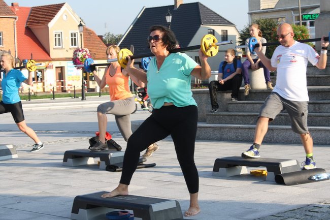 Zwyciężył mężczyzna w szpilkach - video