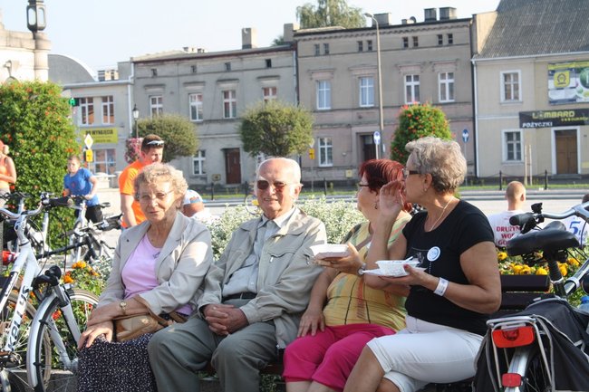Zwyciężył mężczyzna w szpilkach - video