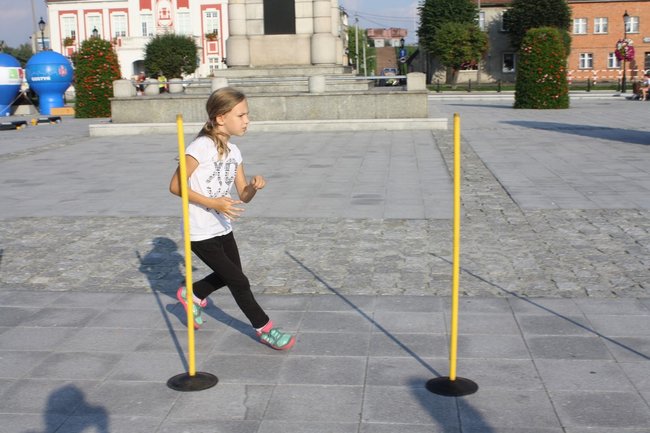 Zwyciężył mężczyzna w szpilkach - video