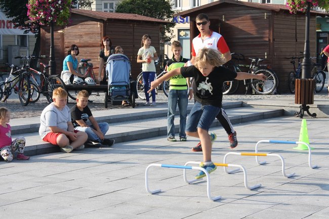 Zwyciężył mężczyzna w szpilkach - video
