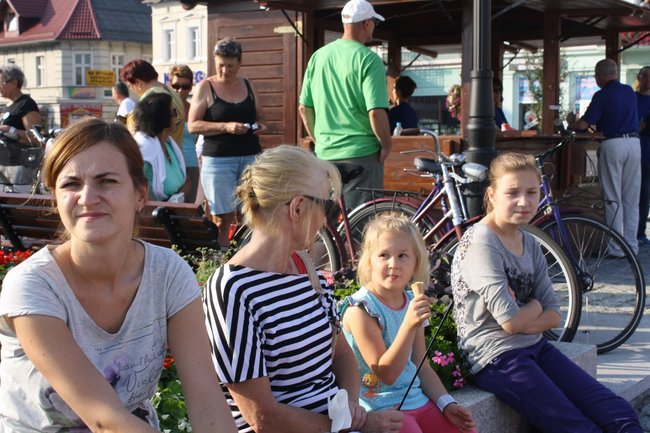 Zwyciężył mężczyzna w szpilkach - video