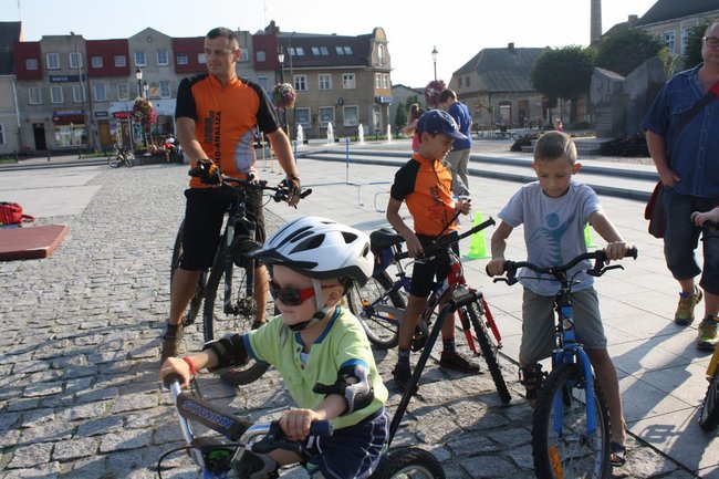 Zwyciężył mężczyzna w szpilkach - video