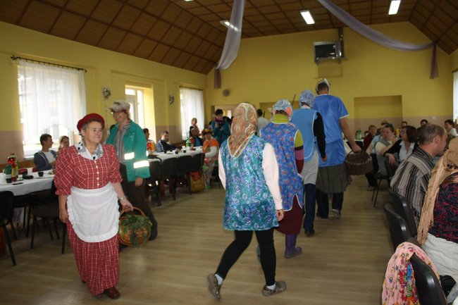 Zabawa z ziemniakami ? zdjęcia