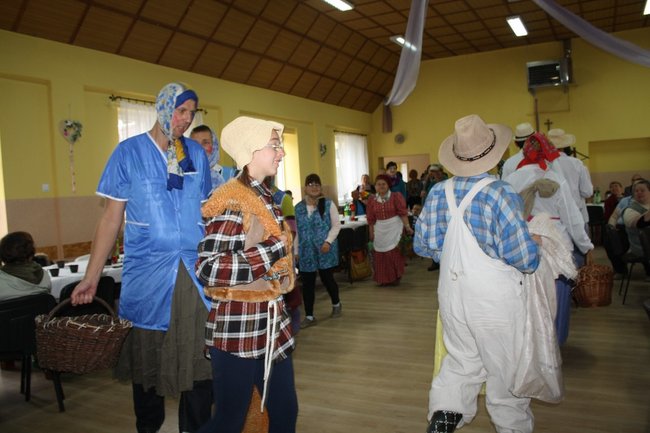 Zabawa z ziemniakami ? zdjęcia