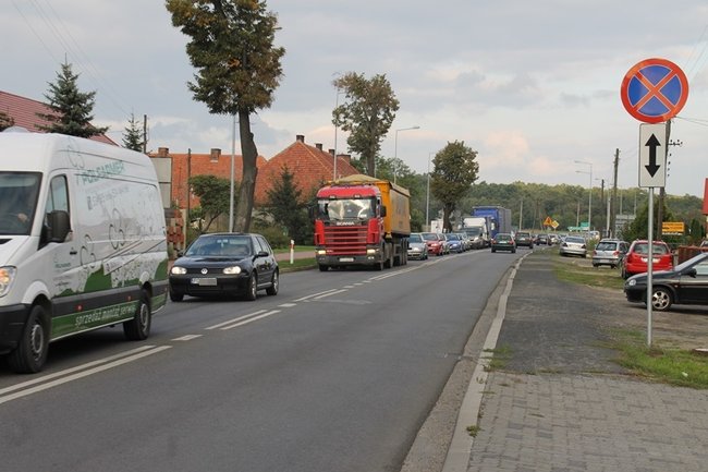 Paraliż na wylocie z miasta - zdjęcia