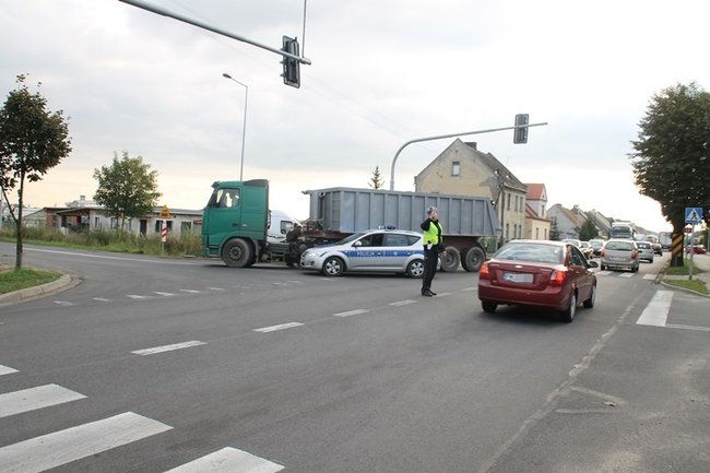 Paraliż na wylocie z miasta - zdjęcia
