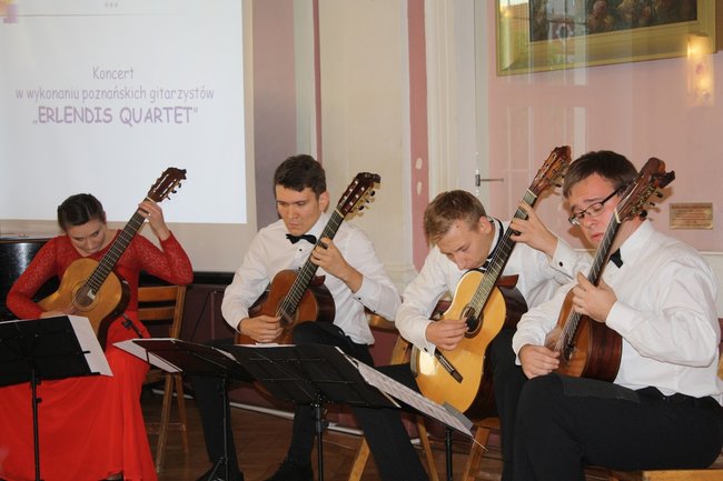 Z uśmiechem i optymizmem - zdjęcia