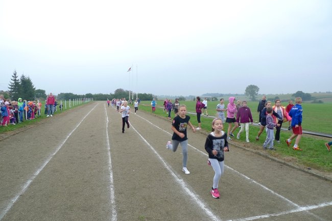  Mały memoriał w Daleszynie - zdjęcia