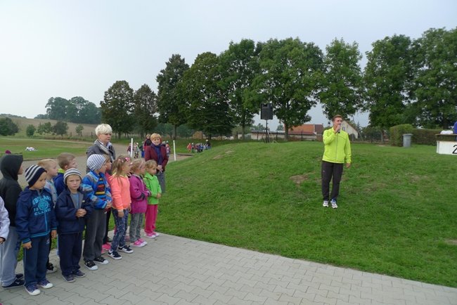  Mały memoriał w Daleszynie - zdjęcia