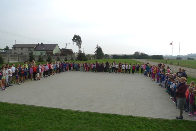  Mały memoriał w Daleszynie - zdjęcia