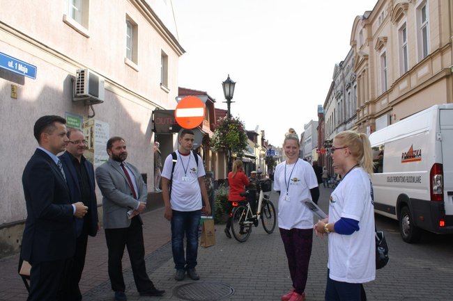 Módl się i pracuj ? zdjęcia