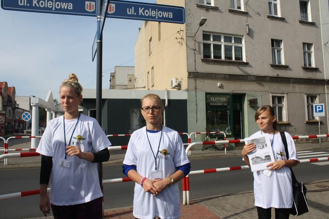 Módl się i pracuj ? zdjęcia