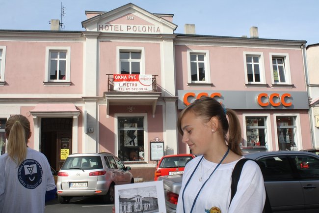 Módl się i pracuj ? zdjęcia