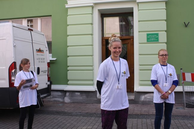 Módl się i pracuj ? zdjęcia