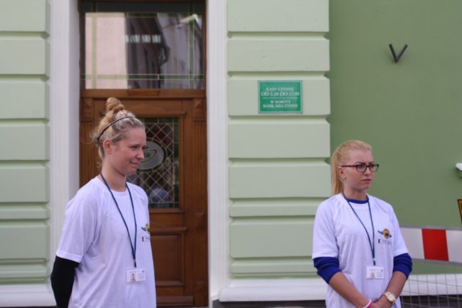 Módl się i pracuj ? zdjęcia