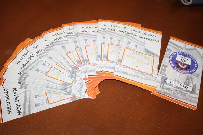 Módl się i pracuj ? zdjęcia