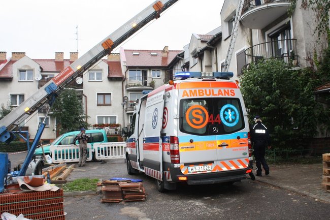 Spadł z wysokości - zdjęcia