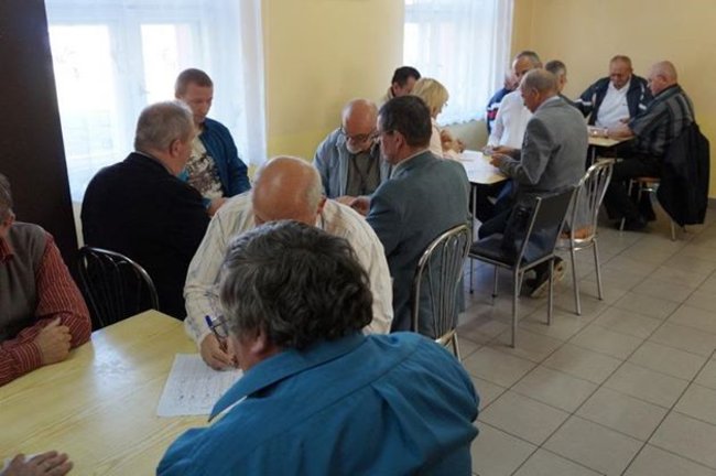 Męska gra - zdjęcia