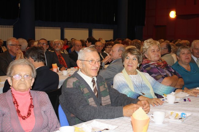 Przy wspólnym stole - zdjęcia