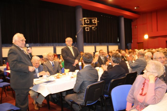 Przy wspólnym stole - zdjęcia