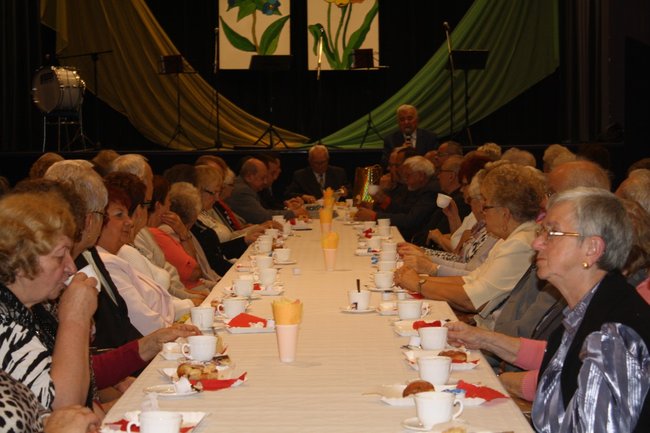 Przy wspólnym stole - zdjęcia