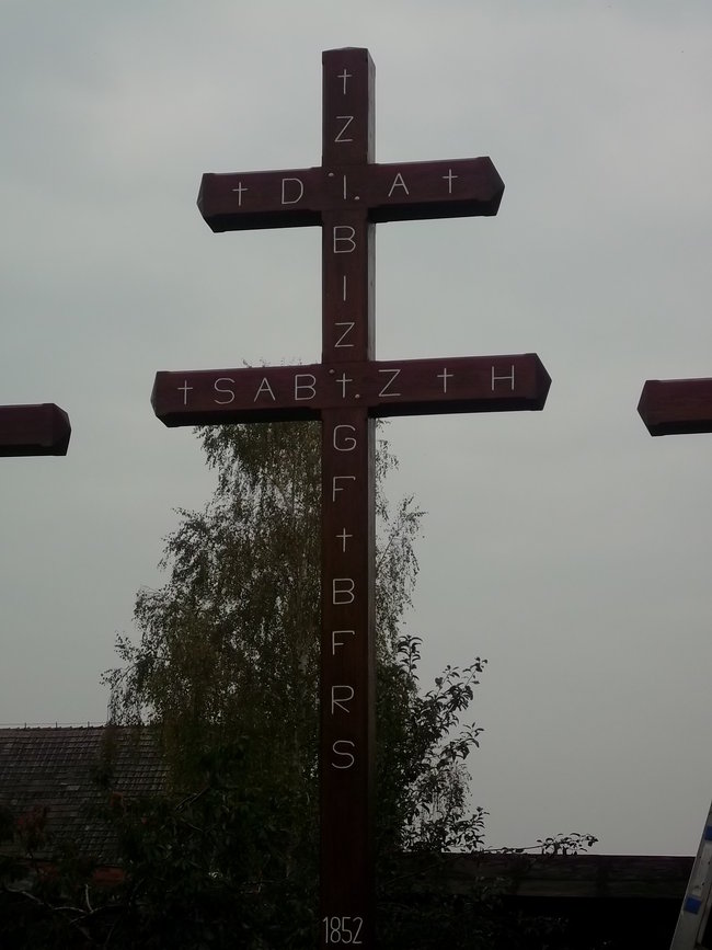 Postawili nowe krzyże - zdjęcia