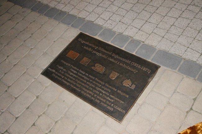 Usiedli obok błogosławionego - zdjęcia