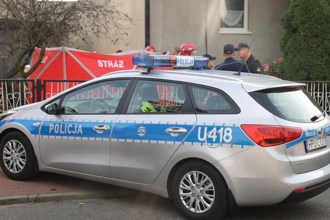 Ratownicy walczą o jego życie