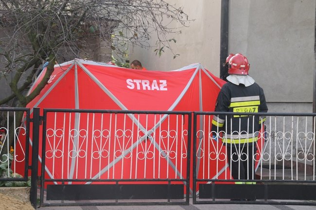 Ratownicy walczą o jego życie