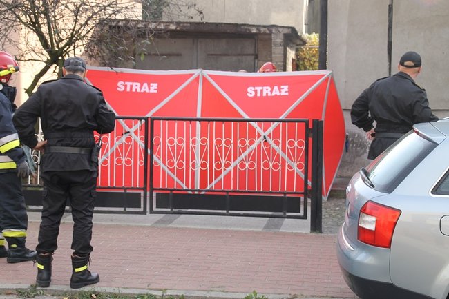 Ratownicy walczą o jego życie