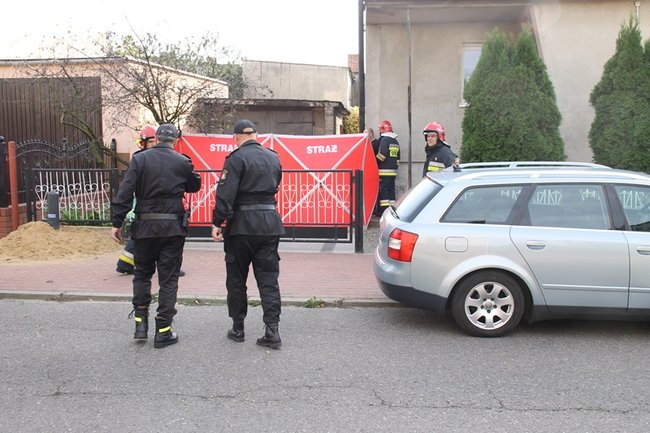 Ratownicy walczą o jego życie